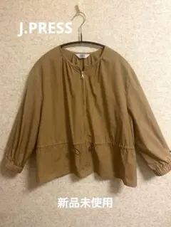 J.PRESS ノーカラーブルゾン ベージュ　11号のサムネイル