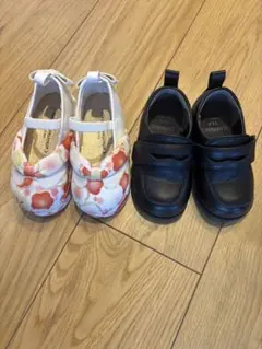 キッズシューズ2足セットのサムネイル
