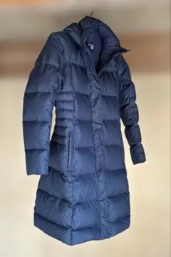 Patagonia レディース ダウンコート　ネイビー Sのサムネイル