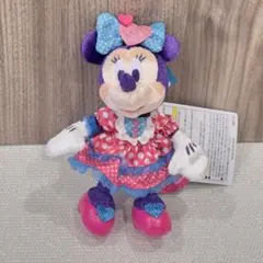ミニパル　ミニーちゃん　ぬいぐるみバッジ　新品　ミニーのファンダーランド