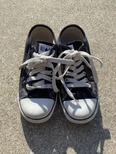 キッズ　converseスニーカー