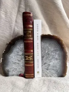 Item thumbnail for item 4921fc0b-d675-4e93-bc31-c7d80c3a997a