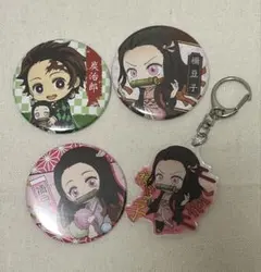 鬼滅の刃 缶バッジ 竈門炭治郎 竈門禰豆子 セット アクリルキーホルダー
