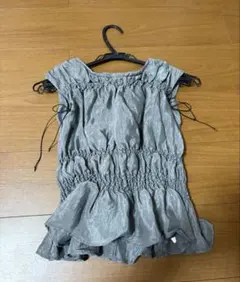 SENEE グレー フリル付き ノースリーブ トップス