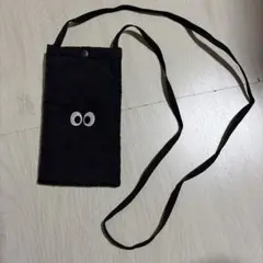 ダイソー　黒の目デザインスマホショルダーバッグのサムネイル