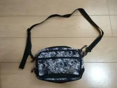 Coleman ショルダーバッグ ボタニカル柄のサムネイル