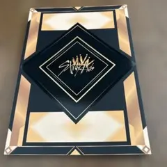 Stray Kids スキズ KINGDOM 写真集