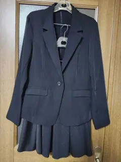 レディーススーツ　フォーマル　セレモニー　卒業式　入学式