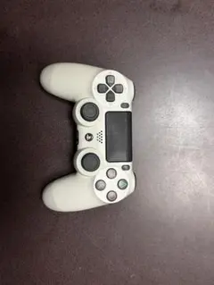 ホワイト DUALSHOCK 4 コントローラー