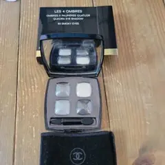 CHANEL　LES 4 OMBRES 93 SMOKY EYES アイシャドウ