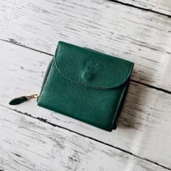 【高級感漂う美しい本革】IL BISONTE　ミニ折財布　緑　バイソン　ミニマル