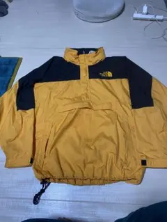 The North Face プルオーバーナイロンジャケット