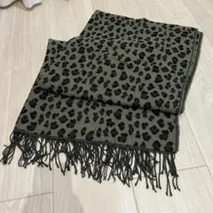 大判ストール　マフラー　膝掛け　グレー　豹柄　レオパード　ヒョウ柄　ストール　黒