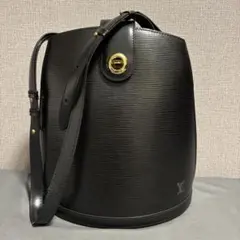 Item thumbnail for item 724bbeb6-8f78-4968-aec3-1e3fa32c4ad2