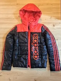 adidas フード付きダウンジャケット 140