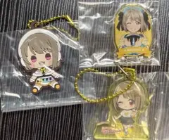 ラブライブ 虹ヶ咲 中須かすみ ラバーキーホルダー 缶バッジ - メルカリ