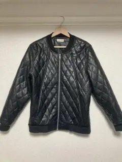 ブラック キルティング ボンバージャケット