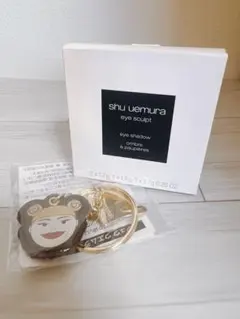 2026年最新】SHU UEMURA キーホルダーの人気アイテム - メルカリ