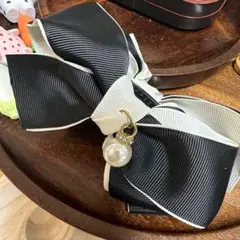 +❥❥厳選クリップコーナー322ふんわりリボンパールバナナクリップお祝い正装白黒