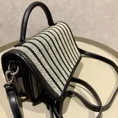 ザラ ZARA ミニバッグ ストラップ付き　ブラック