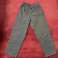 GU イージーパンツ カーキ