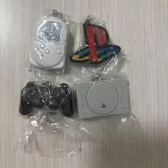 プレステ　ミニチュアチャーム　4点