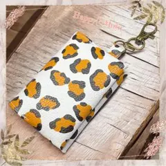 2つ折りポケットティッシュケース★フェイクレザー★豹柄黄★ナスカンストラップ付