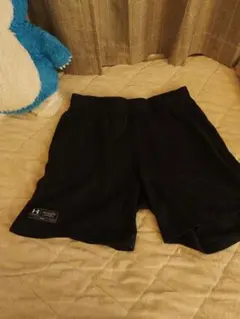 アンダーアーマー UNDER ARMOUR ハーフパンツ 黒 XLのサムネイル