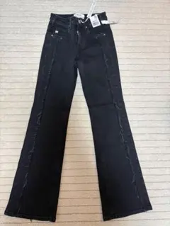 SOMETHING ブラックブーツカットデニム