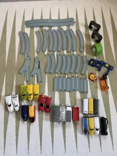 DAISO ダイソー プチ電車　 マック　ハッピーセット　プラレール　まとめ売り