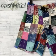 【美品】Gramicci グラミチ ショートパンツ 個性派 バンダナパッチワークのサムネイル