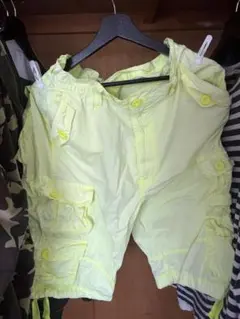 蛍光色パンツのサムネイル