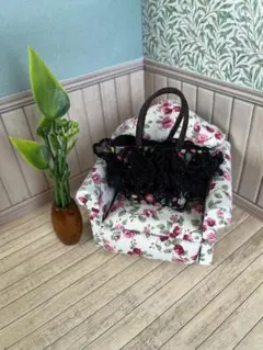 Item thumbnail for item 2cae8ee4-0bbd-49e0-98bf-36f4cea01b27