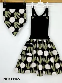 大きなお花柄のお洒落なハンドメイド子供エプロンと三角巾のセット