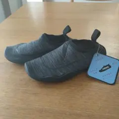 １８㌢✨新品未使用✨水陸両用AQUAShoes