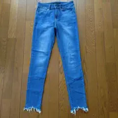UNIQLOJEANS　スキニージーンズ　美品