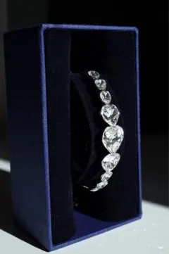 【美品】スワロフスキーSWAROVSKIクリスタル ハートモチーフ ブレスレット