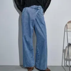 THE YON クロスウエストアシメラップデニムパンツ