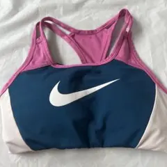 NIKEナイキ Mサイズ スポーツブラ スポブラ ブラトップのサムネイル