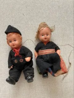 伝統衣装のアンティーク人形2体セット