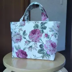 No．13 蝶、花、昆虫プリント トートバッグ - メルカリ