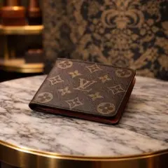 美品 LOUIS VUITTON ルイヴィトン マルコ 二つ折り財布 モノグラム