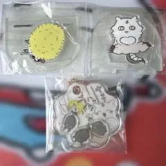 ちいかわ　あのこ　でかつよ　きゃらシャカチャーム　ジオラマアクリルセット