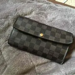 【超お得品】ルイヴィトン & GUCCI 長財布 × リング × シャネルの香水