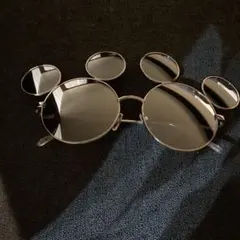ミッキー型サングラス