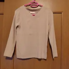 美品　any SIS ベージュ Vネック長袖ニット