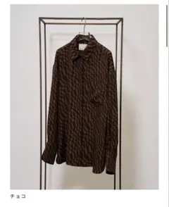 クラウン様★Geometric Over Shirts トゥデイフル オリーブ クラウン様☆Geometric Over Shirts トゥデイフル オリーブ - トップス