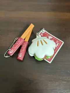 ディズニーリゾート　カプセルトイ　2個セット