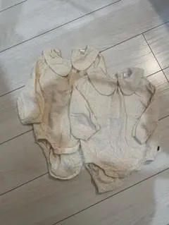 futafutaアイボリーロンパース2枚セット 80サイズ