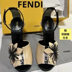 未使用✨【FENDI】サンダル パイソンフラワー 本革ストラップ 箱、収納袋付のサムネイル